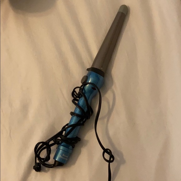 Nano Titanium curling iron - Picture 1 of 4